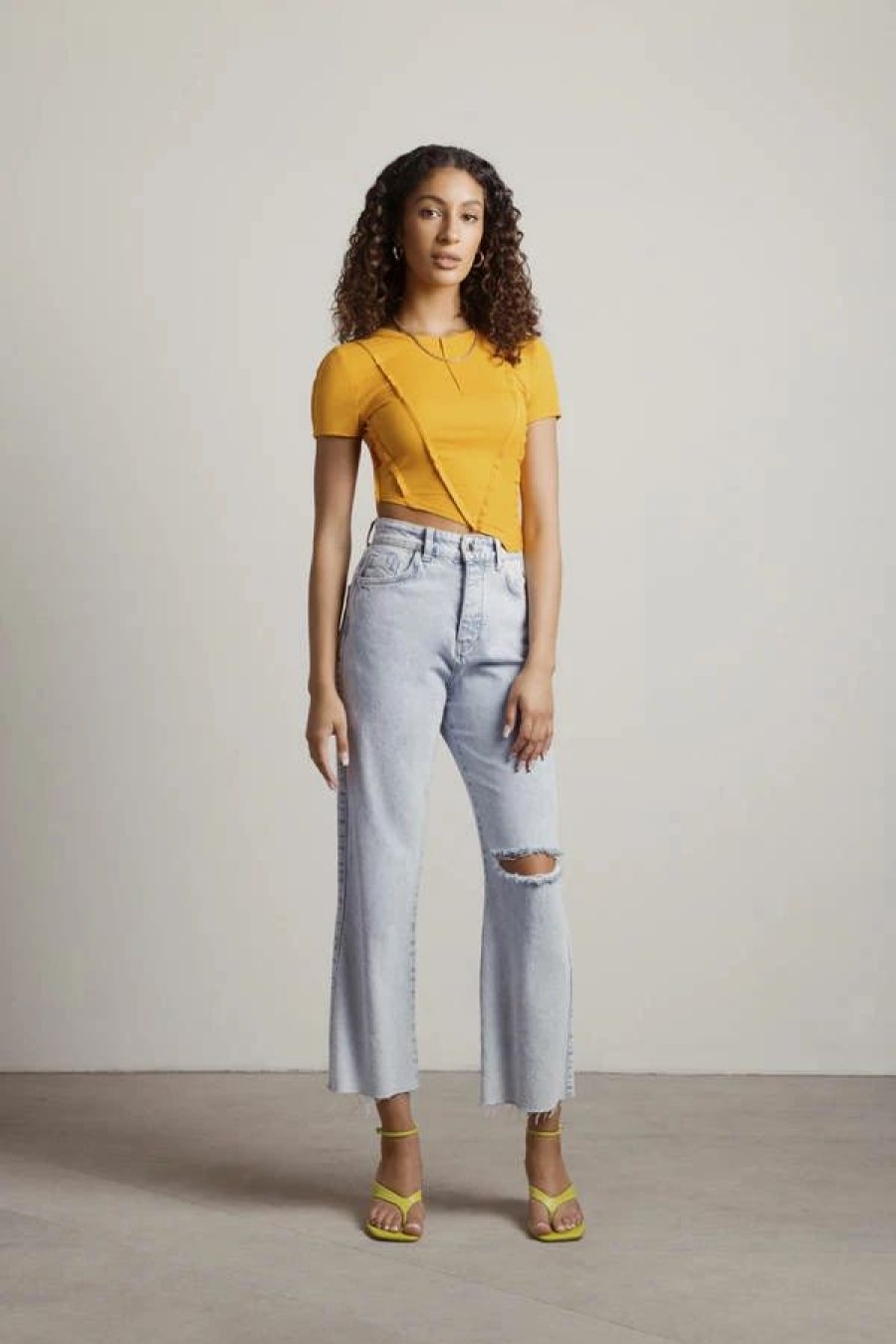 * Tobi Only One Here White Seam Lines Asymmetric Tee | Crop Tops