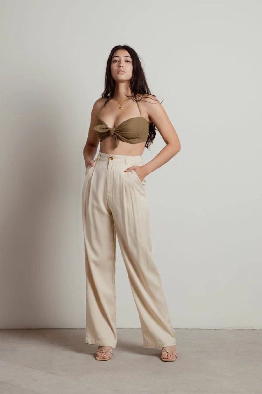 * Tobi Kickin Back Light Olive Linen Halter Tie Front Crop Top | Crop Tops